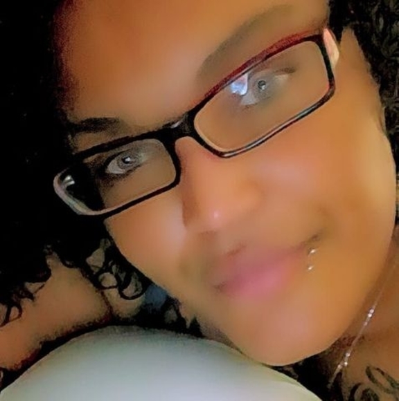 Meet your Posher, Ashley - Picture 1 of 1